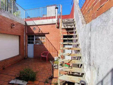 Depto Tipo Casa en Venta de 4 ambientes