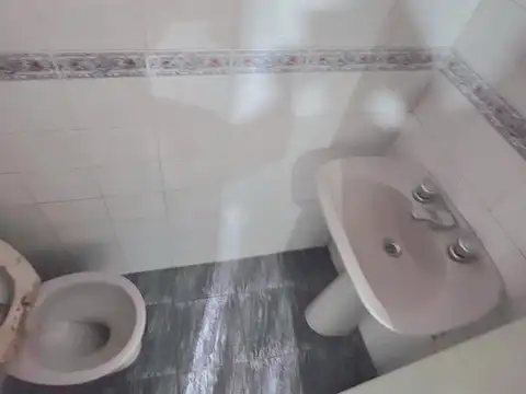 Depto Tipo Casa en Alquiler de 2 dormitorios