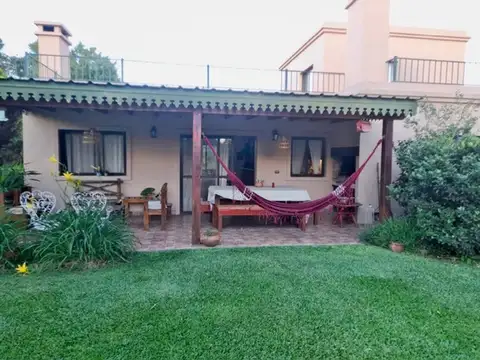 Casa en Alquiler en Los Alcanfores, USD 1.700