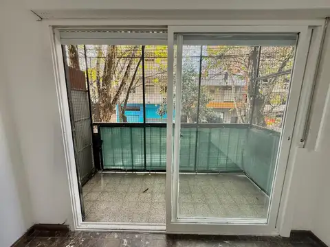 Departamento en Alquiler en Parque Chas, $ 690.000