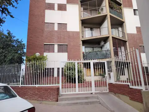 Departamento en Alquiler de 5 ambientes