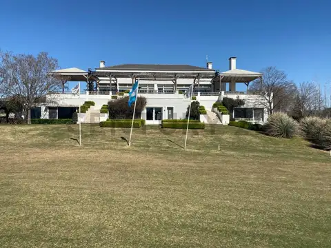 Everlinks Lujan 300, Piso 0