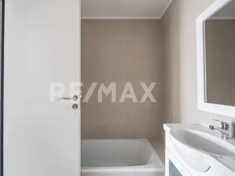 Depto Tipo Casa 2 ambientes con 2 baños