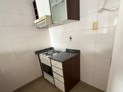 Departamento en Alquiler en Floresta, $ 700.000