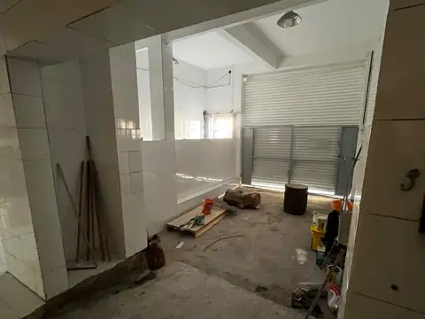 Galpón en alquiler 400M2, zonificación TEC en Villa Lynch