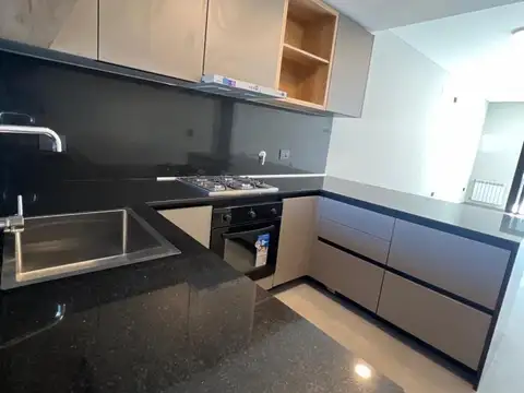 Casa en  Claro del Bosque Village 2 dormitorios con patio planta baja