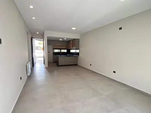 Casa en  Claro del Bosque Village 2 dormitorios con patio planta baja
