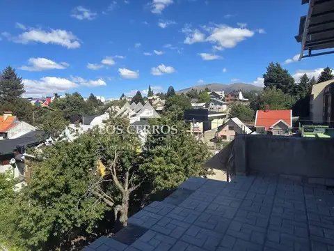Monoambiente en venta en el Centro de San Carlos de Bariloche - Balcón terraza y vista
