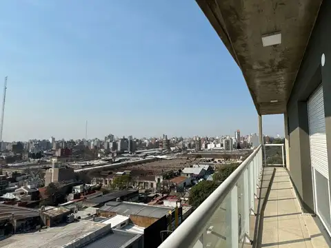 Dos dormitorios más escritorio a estrenar Pellegrini y Francia