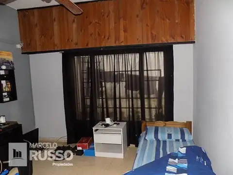 Casa 3 Ambientes C/ Cochera