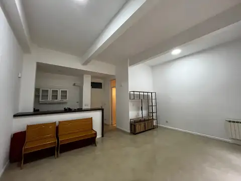 Departamento en Venta en Chacarita, USD 140.000