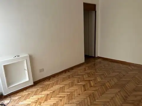 Departamento en Alquiler en Recoleta, $ 590.000