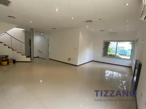 Casa en Alquiler 18 años