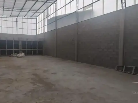 Galpón de 300m2 en Venta en San Fernando
