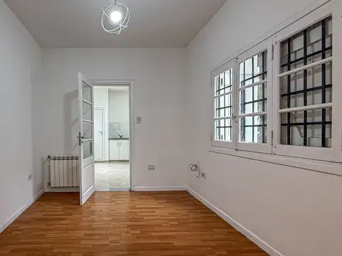 Depto Tipo Casa 3 ambientes con 2 baños