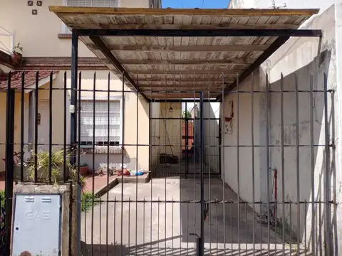 Depto Tipo Casa en Alquiler de 2 dormitorios