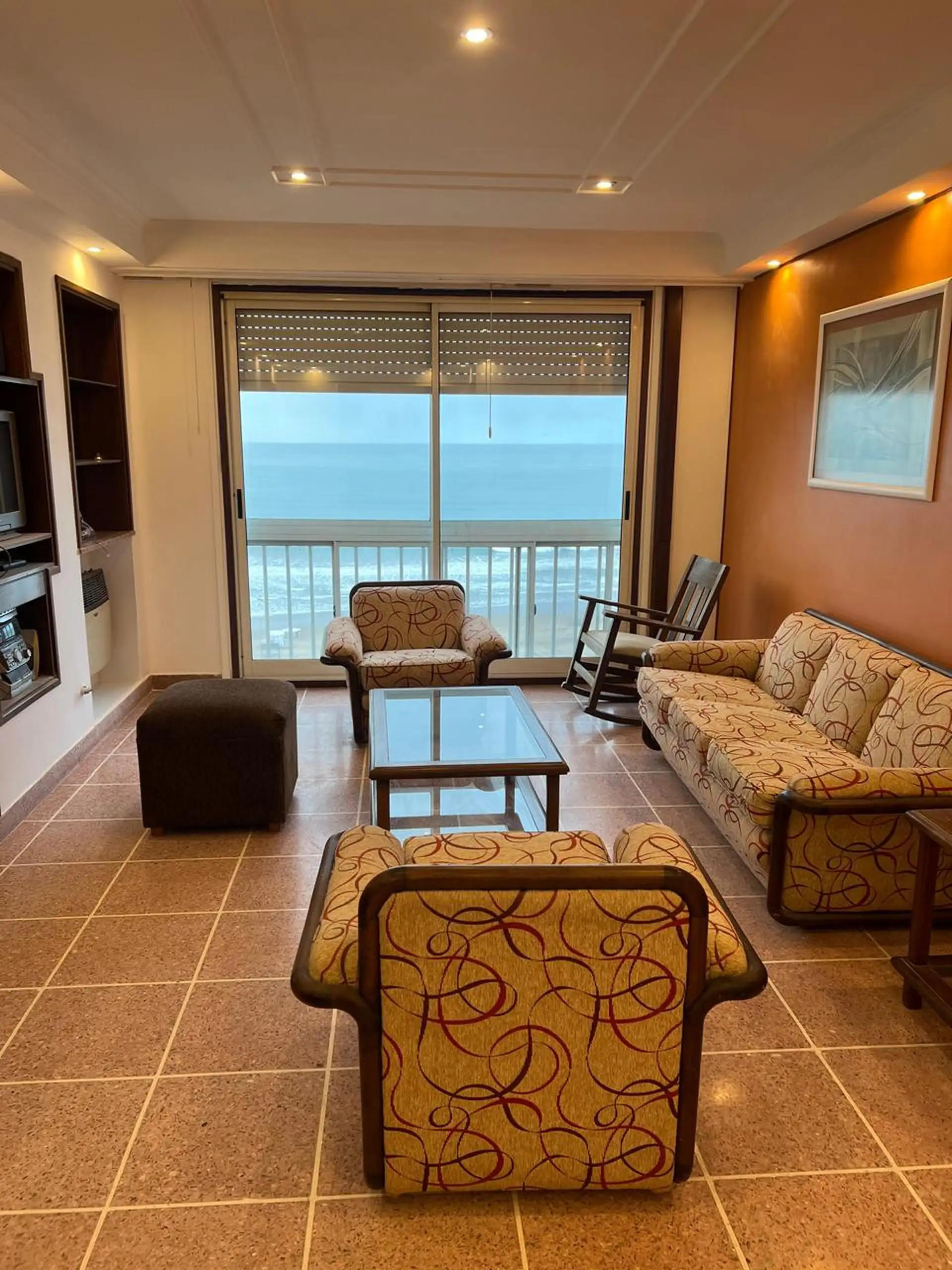 Depto semipiso 6 amb, 124m² en Playa Grande con cochera