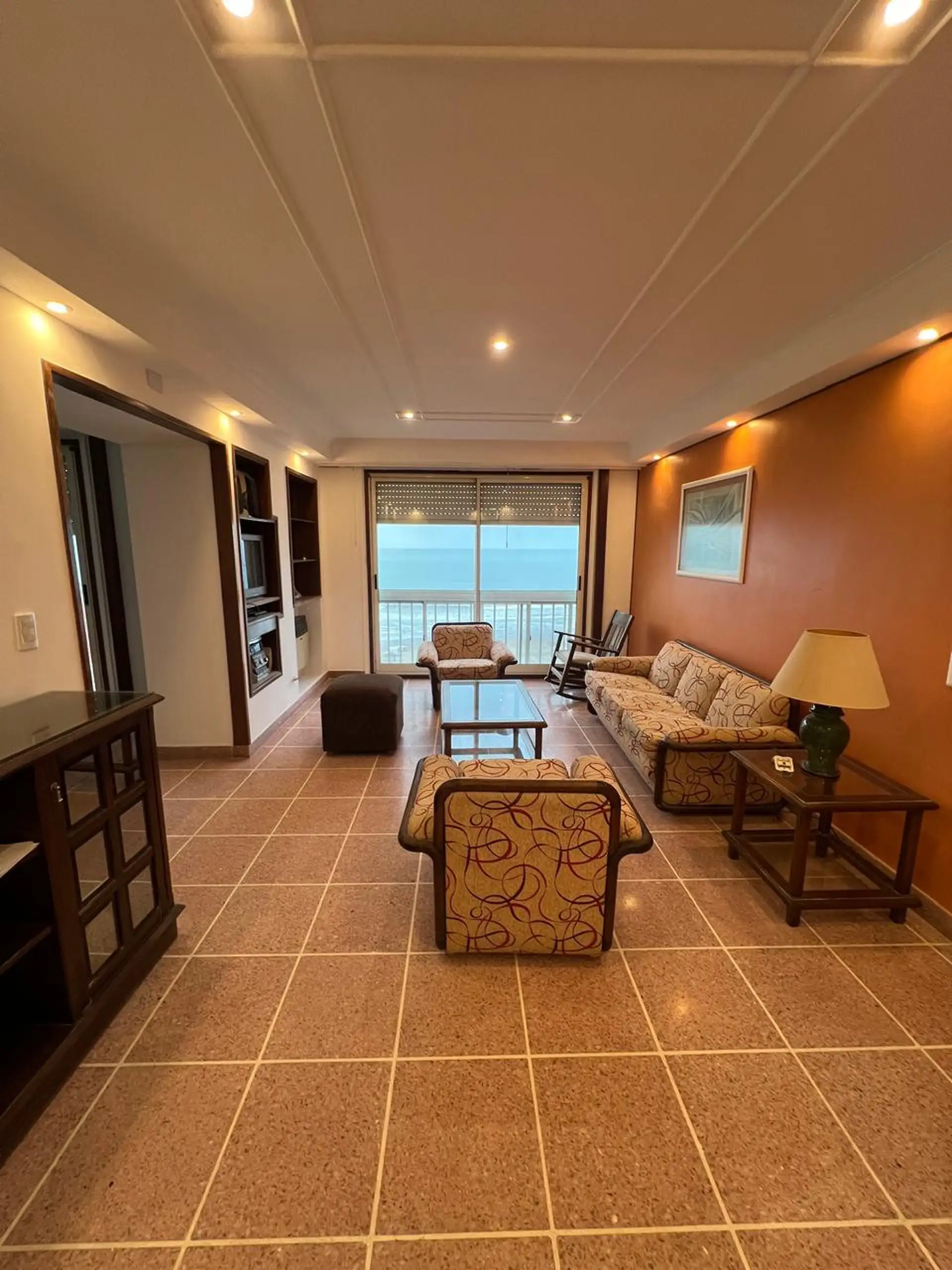 Depto semipiso 6 amb, 124m² en Playa Grande con cochera