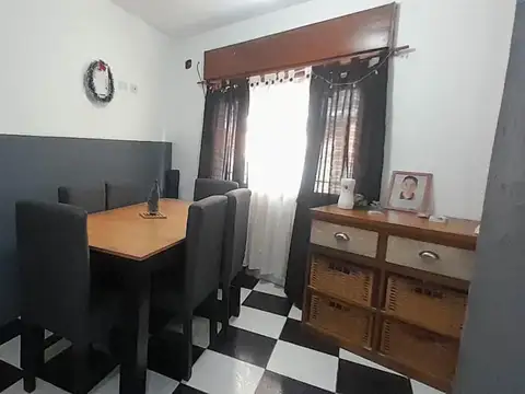 Depto Tipo Casa en Venta en Villa Ballester, USD 45.000