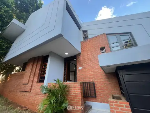 CFA227 - CASA - 4 DORMITORIOS - B° EL PALOMAR 