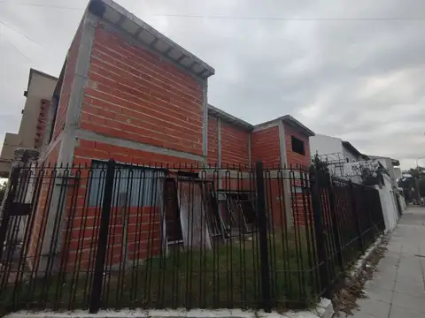 DOS DÚPLEX EN CONSTRUCCIÓN