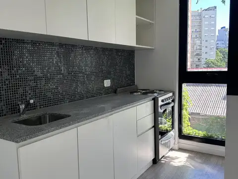 VENTA MONOAMBIENTE DIVISIBLE CON BALCON Y  AMENITIES