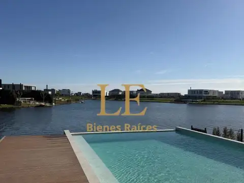 Casa en Venta en Puertos - Barrio Marinas, USD 1.490.000