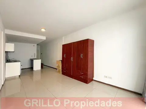 Enzo Bordabehere 2900, Piso 6