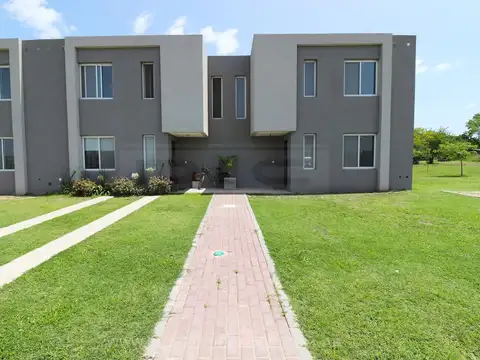 Duplex 3 dormitorios Alquiler - Barrio privado - Escobar