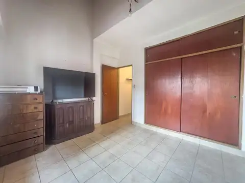 Depto Tipo Casa 4 ambientes con 2 baños