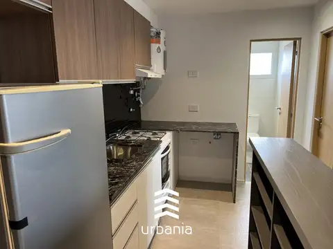 Avellaneda 700, Piso 8