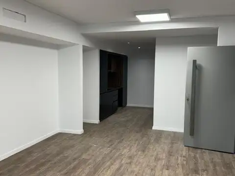 Oficina en Venta en Retiro, USD 1.600.000