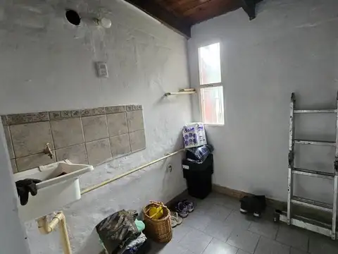CASA EN ALQUILER DE 3 HABITACIONES PLOTTIER CENTRO
