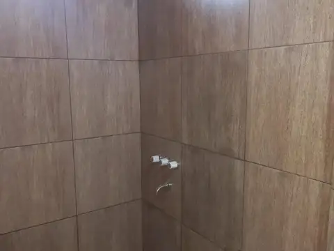 Departamento en Alquiler en Virrey Del Pino, $ 150.000