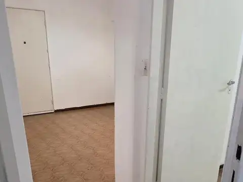 Depto Tipo Casa en Venta 50 años