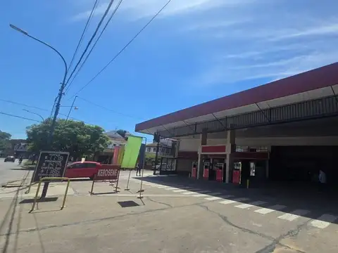 Local en Venta 51 años