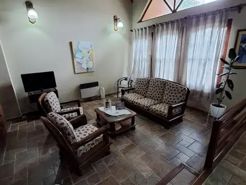 Casa en Venta en Bernal Oeste, USD 150.000