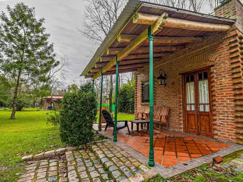 Venta complejo de cabañas turísticas en Canning