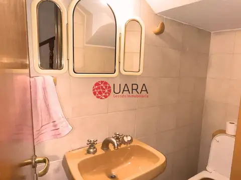 Casa 5 ambientes con 4 baños