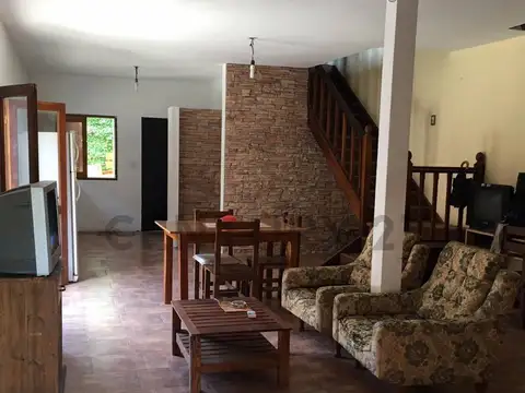 7 bis entre 475 y 476 , Piso 0