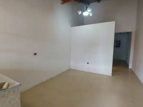 Depto Tipo Casa en Alquiler de 1 dormitorio