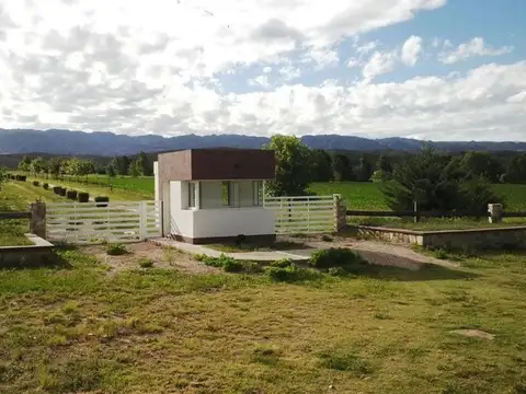 VENTA LOTE EN "HACIENDAS EL TRAPICHE" FINANCIADO 