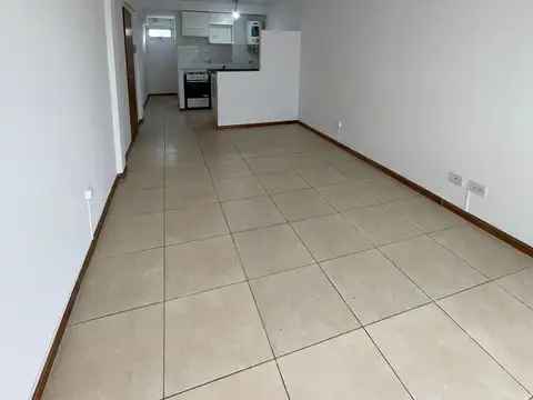 ALQUILER--- Monoambiente--- Leguizamon 1010bis