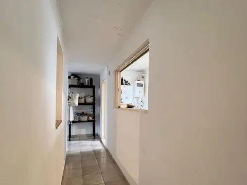 Casa 4 ambientes con 1 baño