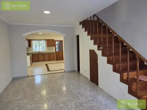 Casa 3 ambientes con 1 baño