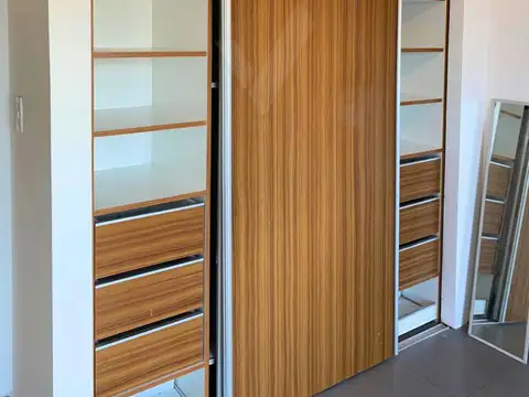 Venta Departamento 2 Ambientes en Boedo y Av. San Martín con Balcón y cochera