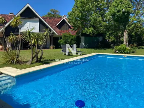 Casa de 4 dormitorios en playa mansa, Punta del Este