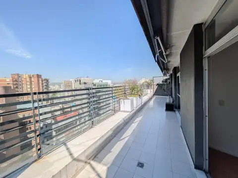 Balbin 2400, Piso 12