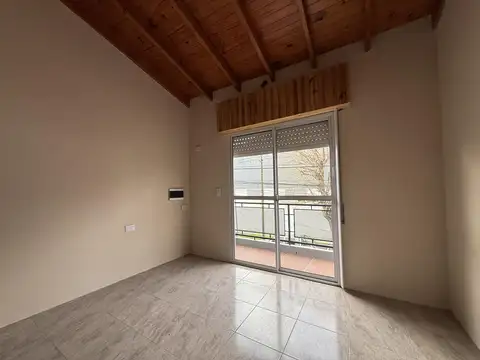 Depto Tipo Casa en Alquiler al Norte