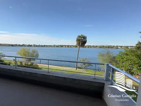Departamento en Alquiler con 1 cocheras